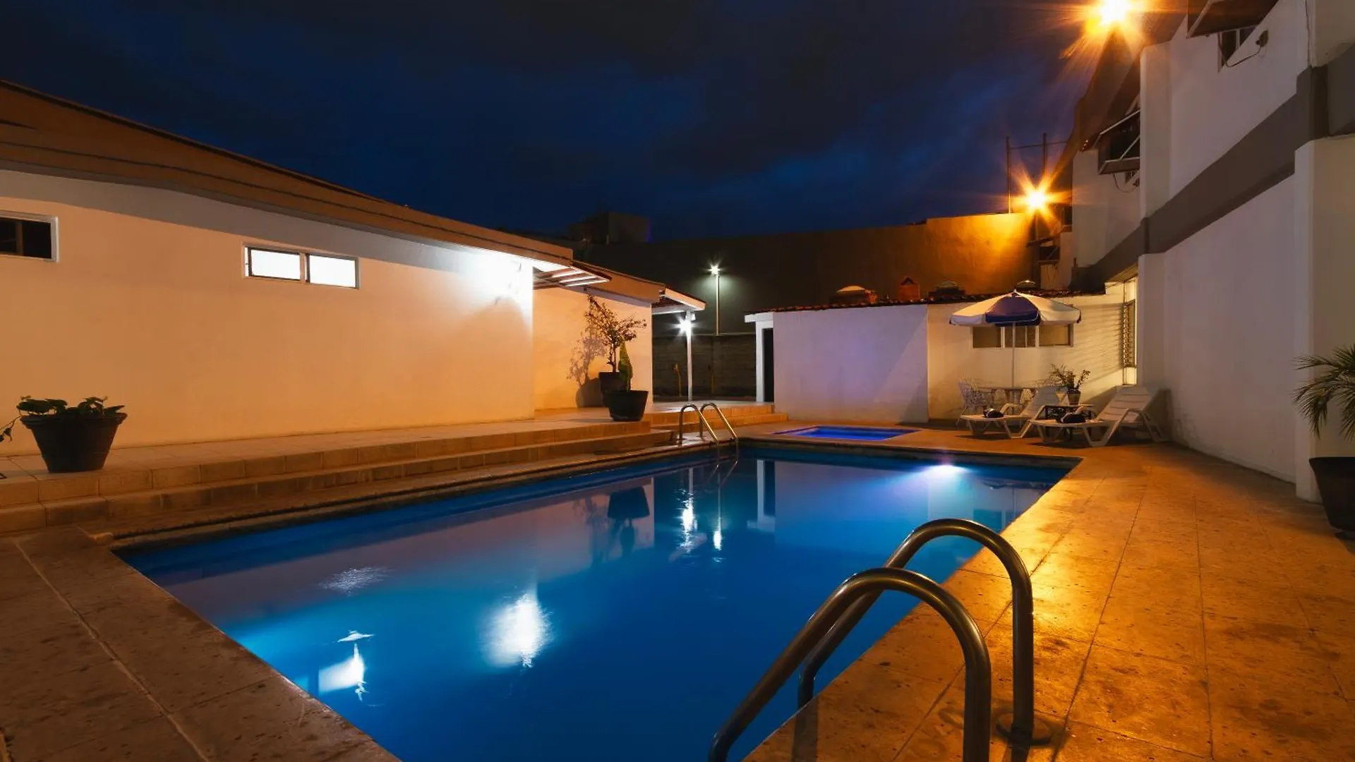 Hotel Bedd Express Queretaro Mexico
